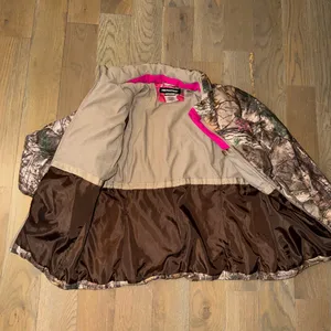 Realtree Camo Puffer Jacket with Pink Accents thumbnail 4