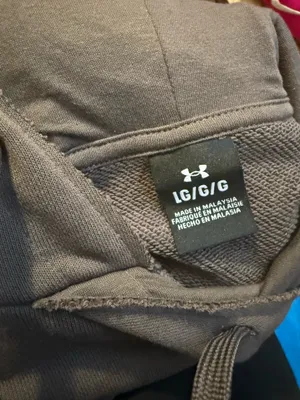 Under armour sweatshirt  thumbnail 2