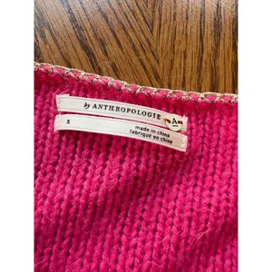 Anthropologie Pink Wool Alpaca Blend V-Neck Chain Trim Sweater Small‎ thumbnail 3
