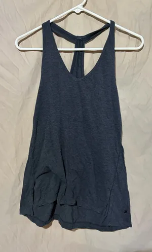 Lululemon tank top thumbnail 1