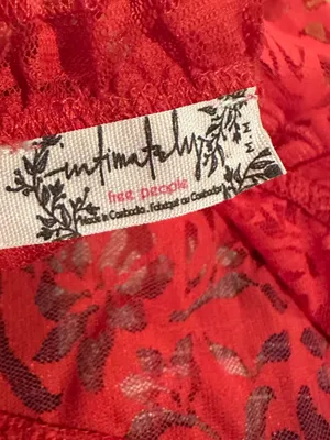 INTIMATELY FREE PEOPLE OLIVIA Red Floral Lace One-Piece Thong Bodysuit M thumbnail 6