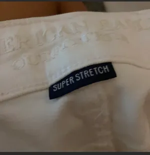 White  Jeans thumbnail 3