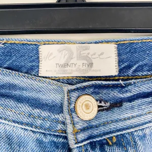 Free People We The Free Maggie Straight Jean In Medium Wash Size 25 thumbnail 5