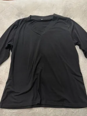 Black 3/4 sleeve Top Size L thumbnail 1