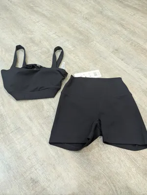 NWT Harmony Balance Sports Bra & Shorts 2-Piece Set Size XS thumbnail 2