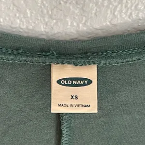 Old Navy Green V-Neck Short Sleeve Elastic Waist Drawstring Romper thumbnail 7