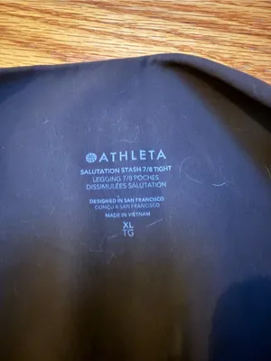 🌸Athleta Black Salutation Stash 7/8 Tight - XL thumbnail 4