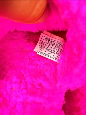 UGG Fluffita Pink Slippers wool fluffy slipper shoes sandals size 8 hot pink thumbnail 7