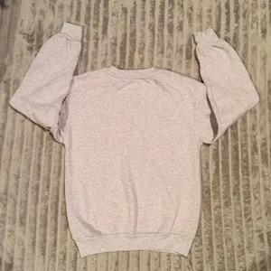 Disney Mickey & Friends Graphic Sweatshirt Heather Grey XS‎ XS(1) thumbnail 5