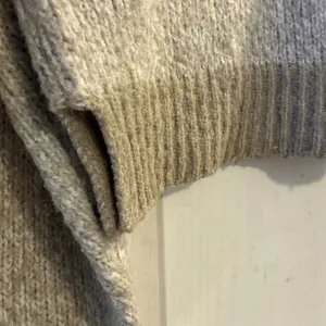 GARAGE Women's Size Large Knit Sweater Pullover Crew‎ Neck Taupe Marled thumbnail 7