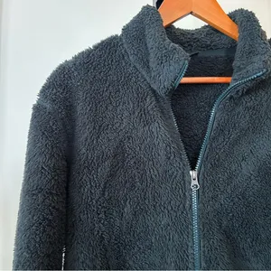 Uniqlo Fluffy Yarn Fleece Full‎ Zip Jacket Sherpa Faux Fur Teddy Coat Size S thumbnail 2