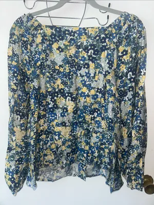Ann Taylor Blue and Yellow Floral Square-Neck Button Front Top NWT 85$ XL thumbnail 6