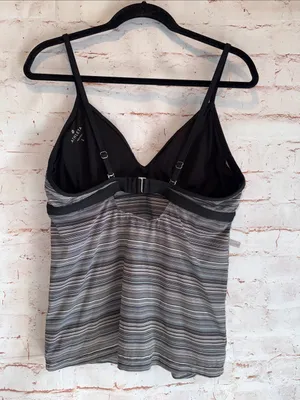 Athleta L Tankini Top Veracruz Stripe Gray Black swim padded adjustable straps thumbnail 3