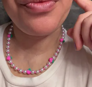 Strawberry with White Pearls Necklace Pink thumbnail 2