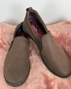 Clarks Women’s Chocolate Brown Slip-On‎ Loafers thumbnail 1