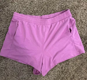 All in Motion Women’s French Terry Shorts 3.5" thumbnail 2