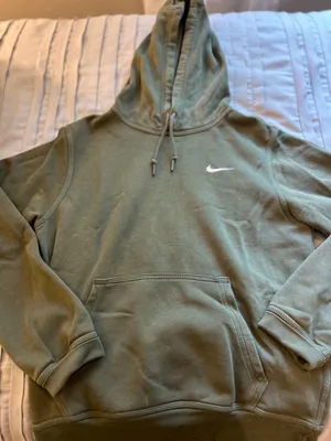 Nike Green Hoodie Women’s thumbnail 2