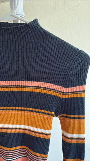Forever 21 Knit sweater thumbnail 3
