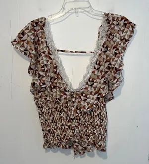 Gimmicks by BKE Brown Geometric Ruffle Blouse V neck Cold Shoulder I30 thumbnail 1