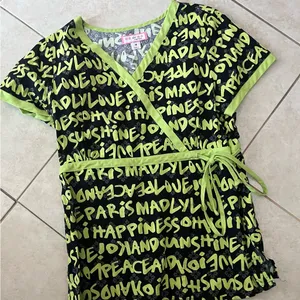 Koi Scrub Top Size M thumbnail 1