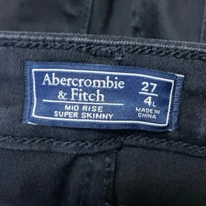 Abercrombie & Fitch Womens Black High Rise Super Skinny Denim Jeans Pants Size 4 thumbnail 4
