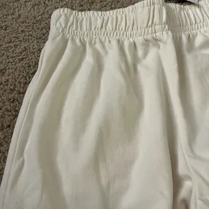 ZARA Cream Women's Wide Leg lounge Pants with elastic waistband never worn thumbnail 6