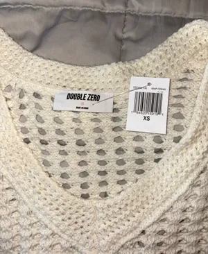 Double Zero Crochet Crop Top thumbnail 2
