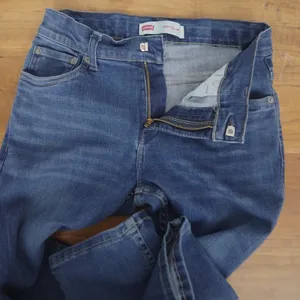 Levi's 511 Slim Stretch Jeans Size 27" thumbnail 6