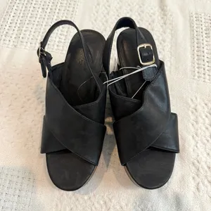 Universal Thread 6 Naomi faux leather slingback platform 3638 thumbnail 4