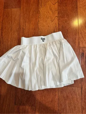 Aritzia TNA Action White Pleated Tennis Skirt Size XXS thumbnail 3