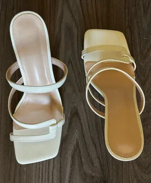 FashioNova Off white heels thumbnail 1
