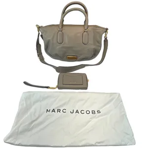Marc Marc Jacobs Beige Q Legend Satchel Shoulder Bag w/ID Card Wallet Dust Bag thumbnail 1