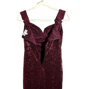 Emerald Sundae Juniors Sz 9 Burgundy Off Shoulder Sequin Full Formal Dress thumbnail 6