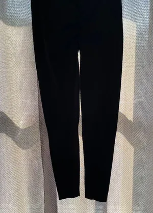 NWT Basic Bae Leggings with Accentuating Scrunch, Black, XL Black thumbnail 2