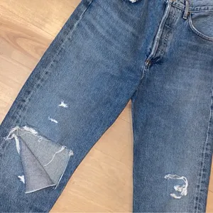 Like New Agolde 90’s pinch waist distressed jeans thumbnail 5