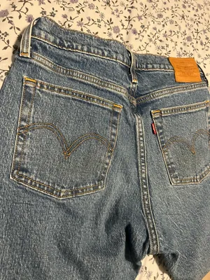 Levi’s Denim Medium Wash Jeans Wedgie Straight thumbnail 4