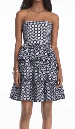 White‎ House Black Market Geometric eyelet blue and white Strapless Dress 14 NWT thumbnail 1