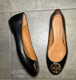 Tory Burch Black Leather Gold Logo Slip On Ballet Flats Women’s Shoe Size 8 thumbnail 1