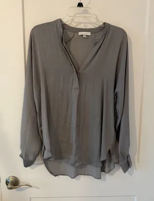 Maison d’Amelie Top Gray Size M thumbnail 1