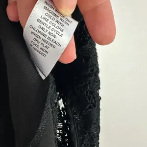 Elle Womens‎ Small Black Lace Longline Vest Open Front Sleeveless Layering Boho thumbnail 6