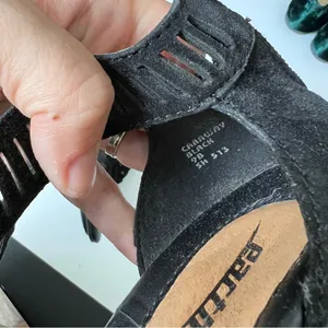 Earth Caraway black wedge shoes size 9 B thumbnail 5