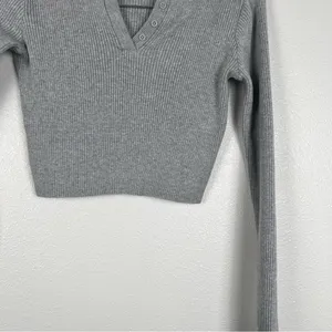 Brandy Melville Cropped Ribbed Long Sleeve Knit‎ Top Gray thumbnail 2