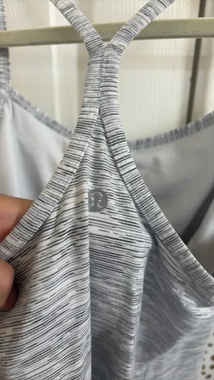 Lululemon Tank Top thumbnail 3