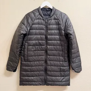 Athleta ReversaWarm Down Puffer Coat Jacket size Small‎ Packable Lightweight thumbnail 8