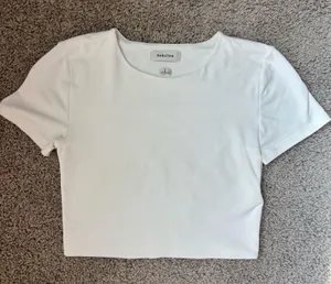 Aritzia Babaton Baby Tee thumbnail 1
