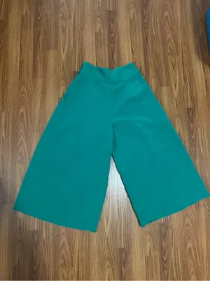 Club Monaco Linen Blend High Rise Wide Leg Crop Culottes Green 2. thumbnail 3