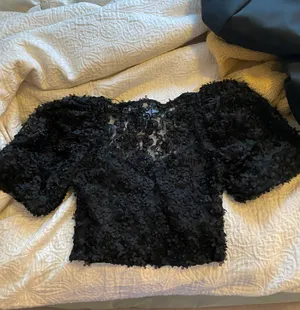 ZARA Puff Sleeve Top thumbnail 2