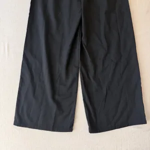 Floral Embroidered Wide Leg Trousers Womens Medium Black thumbnail 4