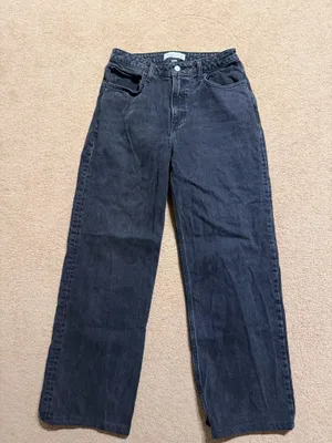Abercrombie & Fitch Curve Love The 90s Relaxed Jean, High Rise in Black thumbnail 1