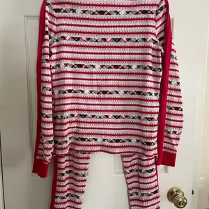 Victoria's Secret Red and‎ White Pajama Set thumbnail 2